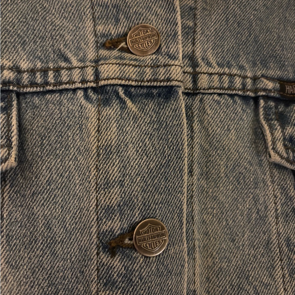 Vintage Harley-Davidson Light Blue Denim Jacket - Picture 9 of 11